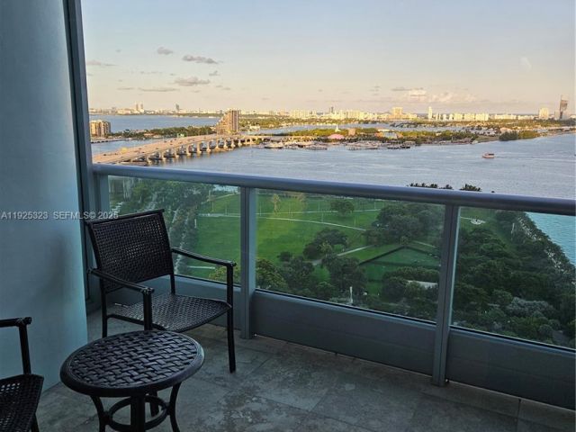 Apartment for rent  Unit #2604 - photo 6861200