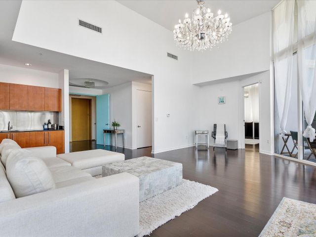 Apartment for sale  Unit #401 - photo 6858939