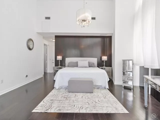 3-bedroom condo for sale in Sunny Isles Beach - 18101 Collins Avenue 401 - MondialRealty