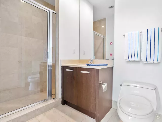 3-bedroom condo for sale in Sunny Isles Beach - 18101 Collins Avenue 401 - MondialRealty