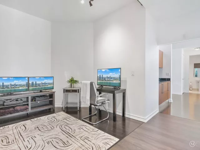 3-bedroom condo for sale in Sunny Isles Beach - 18101 Collins Avenue 401 - MondialRealty