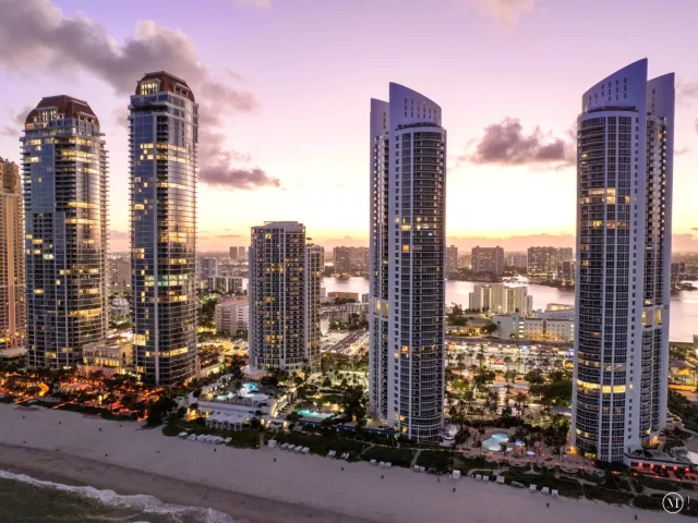 3-bedroom condo for sale in Sunny Isles Beach - 18101 Collins Avenue 401 - MondialRealty