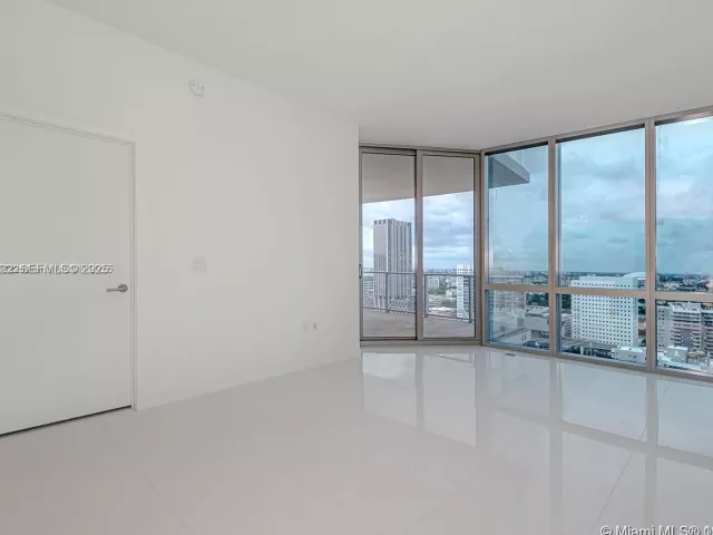 2-bedroom condo for sale in Miami - 851 NE 1st Ave 1608 - MondialRealty