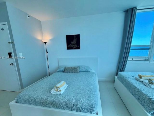 condo for sale in Miami Beach - 5445 Collins Ave 1504 - MondialRealty
