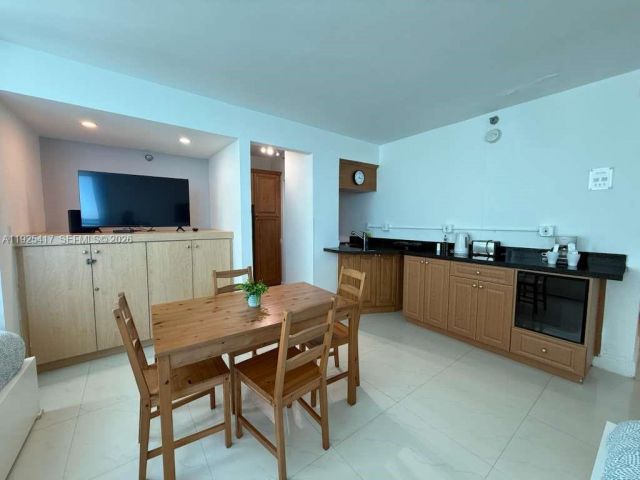 condo for sale in Miami Beach - 5445 Collins Ave 1504 - MondialRealty