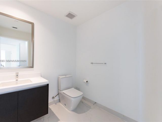 Apartment for sale  Unit #3308 - photo 6861396