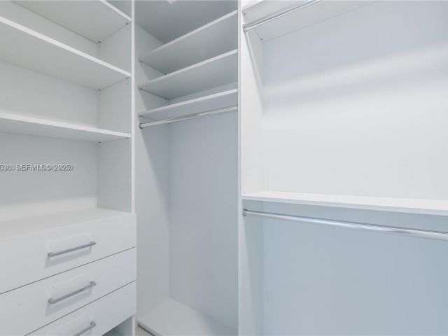 Apartment for sale  Unit #3308 - photo 6861397