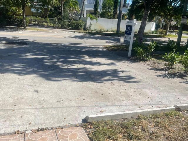 Home for rent at 303 S Greymon Drive - photo 6862831