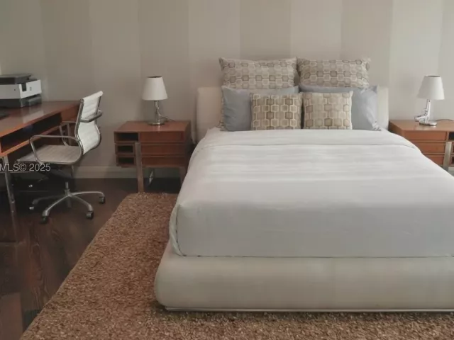 3-bedroom condo for rent in Bal Harbour - 10295 Collins Ave 1203 - MondialRealty