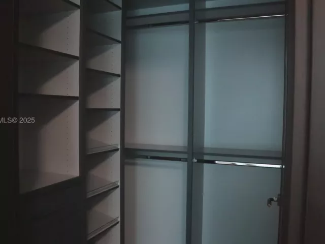 3-bedroom condo for rent in Bal Harbour - 10295 Collins Ave 1203 - MondialRealty