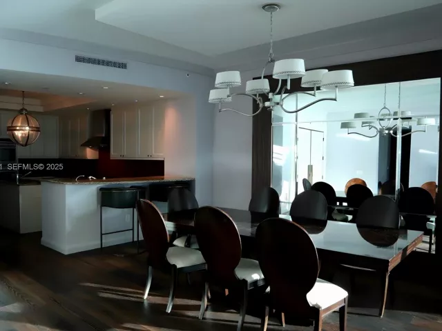 3-bedroom condo for sale in Bal Harbour - 10295 Collins Ave 1203 - MondialRealty