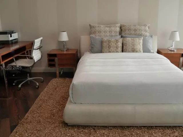 3-bedroom condo for sale in Bal Harbour - 10295 Collins Ave 1203 - MondialRealty