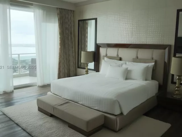 3-bedroom condo for sale in Bal Harbour - 10295 Collins Ave 1203 - MondialRealty