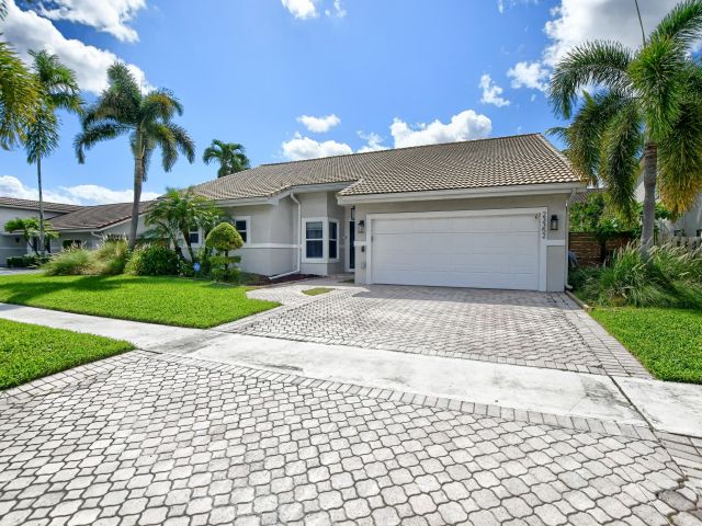 Home for sale at 23352 Lago Mar Circle - photo 6894858