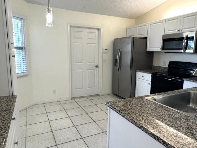 Home for rent at 5149 El Claro Circle - photo 6862852