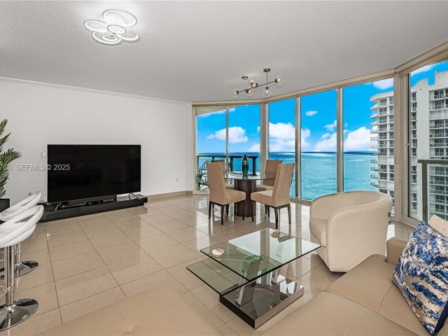 Apartment for rent  Unit #2408 - photo 6864240