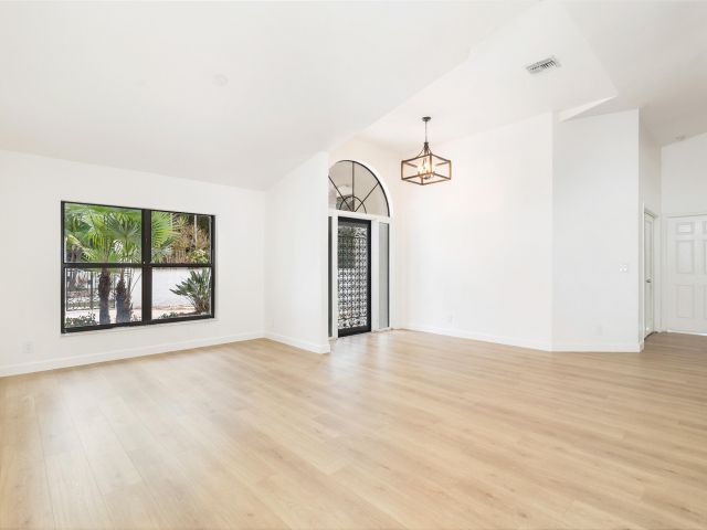 Home for sale at 6725 Katherine Road - photo 6864951