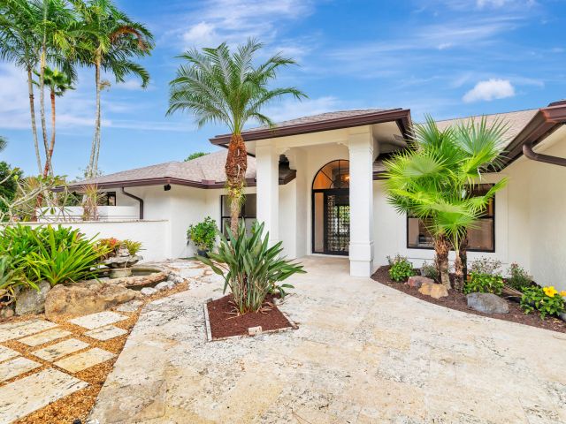 Home for sale at 6725 Katherine Road - photo 6864957