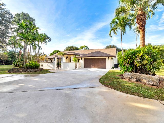 Home for sale at 6725 Katherine Road - photo 6864961