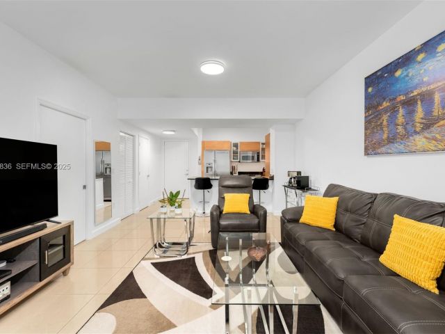 Apartment for sale  Unit #803 - photo 7440886