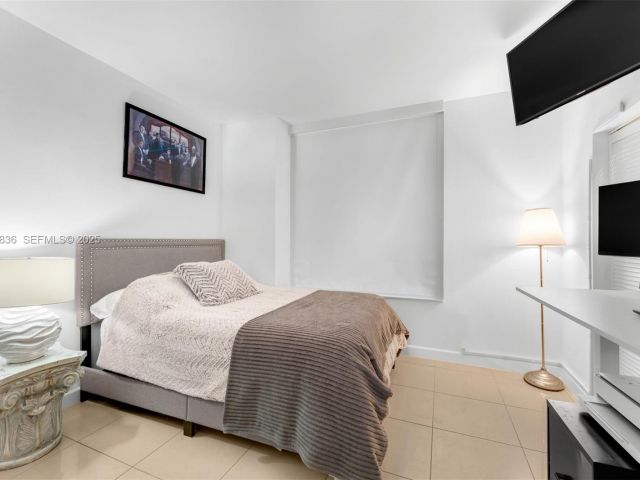 Apartment for sale  Unit #803 - photo 7440890