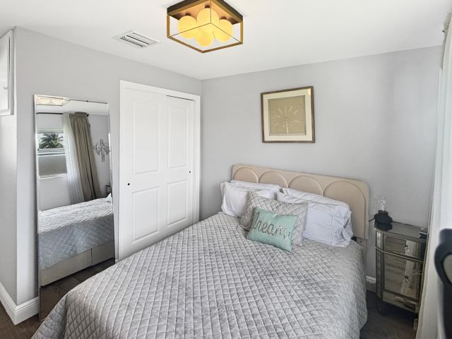 Home for rent at 100 SW 17th Street - photo 6865226