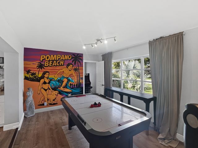 Home for rent at 100 SW 17th Street - photo 6865234