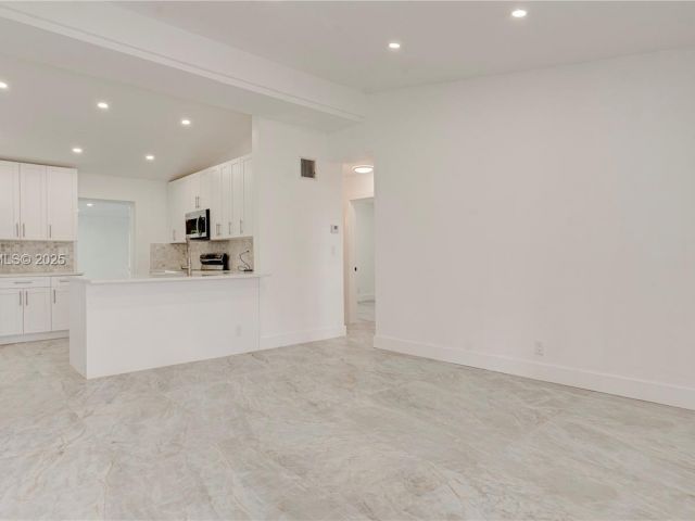 Home for sale at 1035 NW 11th Ct - photo 7434819