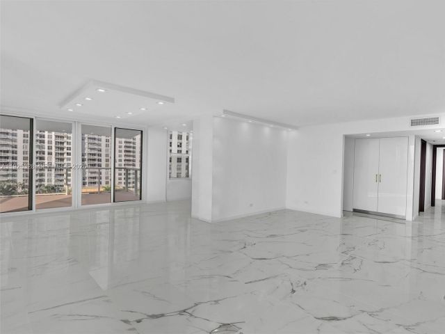 Apartment for sale  Unit #712 - photo 6883187