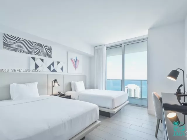 2-bedroom condo for sale in Hollywood - 4010 S Ocean Dr R3005 - MondialRealty