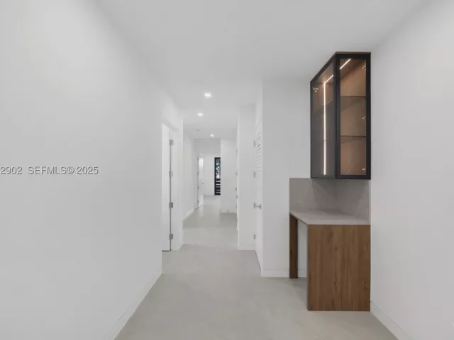 4-bedroom home for sale in Miami - 2610 SW 17th St - MondialRealty