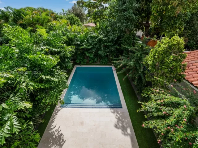 4-bedroom home for sale in Miami - 2610 SW 17th St - MondialRealty