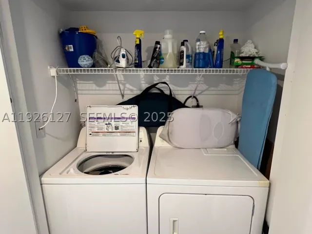 2-bedroom condo for sale in Miami Beach - 650 West Ave 1001 - MondialRealty