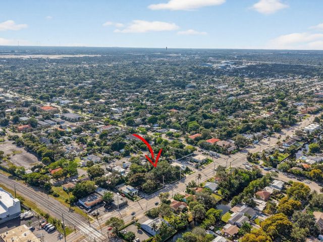 Home for sale at 314 SW 12th Street - photo 6868904