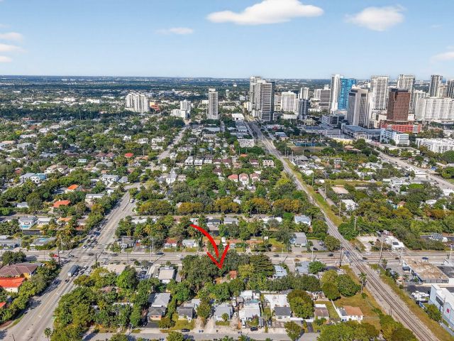 Home for sale at 314 SW 12th Street - photo 6868907