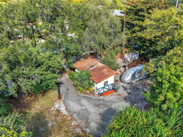 Home for sale at 314 SW 12th Street - photo 6868911