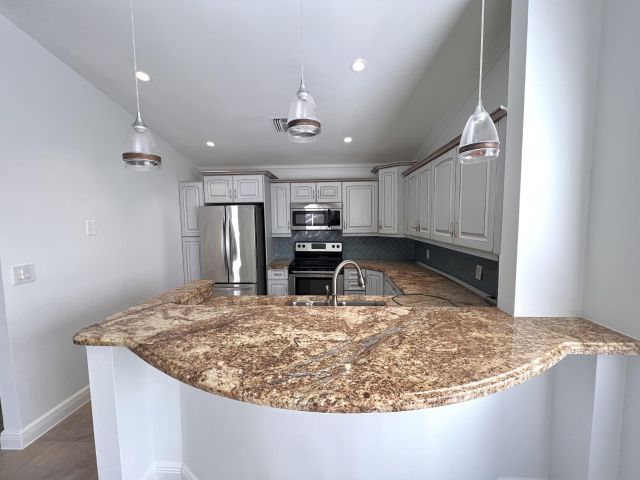 Home for sale at 21013 Country Creek Drive - photo 6895194