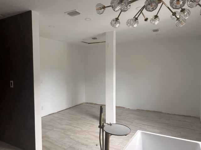 Home for sale at 2901 Embassy Drive - photo 6864971