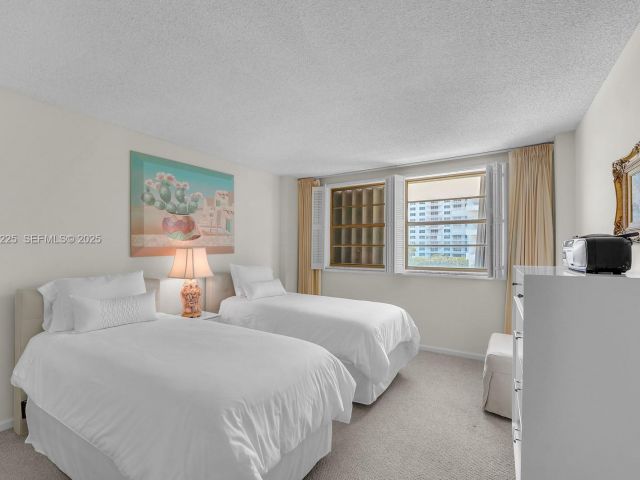 Apartment for rent  Unit #413 - photo 6864417