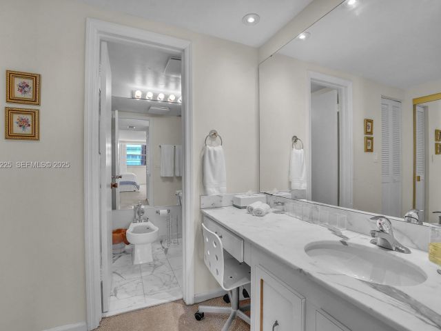 Apartment for rent  Unit #413 - photo 6864418