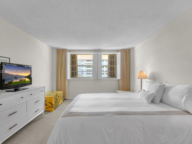 Apartment for rent  Unit #413 - photo 6864419