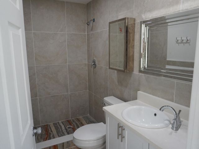 Home for rent at 957 Lewis Drive - photo 6865274