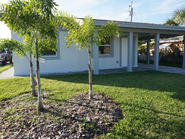 Home for rent at 957 Lewis Drive - photo 6865278