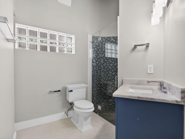 Home for sale at 491 SE 15th Avenue - photo 6896480