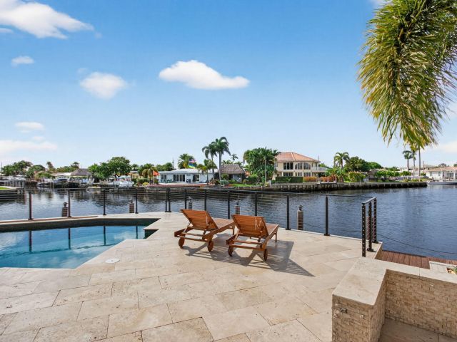 Home for sale at 491 SE 15th Avenue - photo 6896488