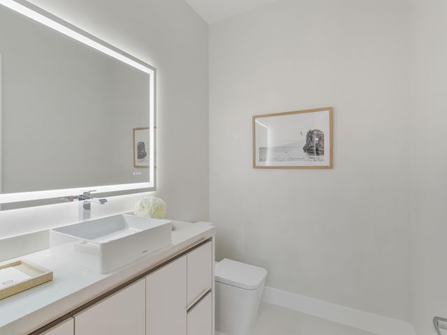 Home for sale at 334 NE 3rd Street - photo 6865542