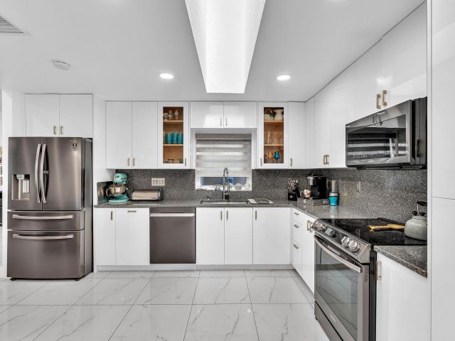 Home for sale at 20104 Back Nine Drive - photo 6865474