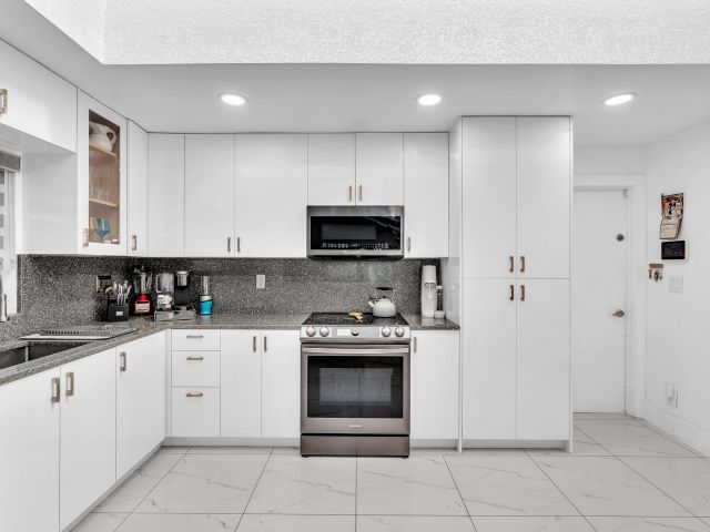 Home for sale at 20104 Back Nine Drive - photo 6865475