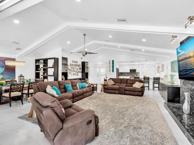 Home for sale at 20104 Back Nine Drive - photo 6865481