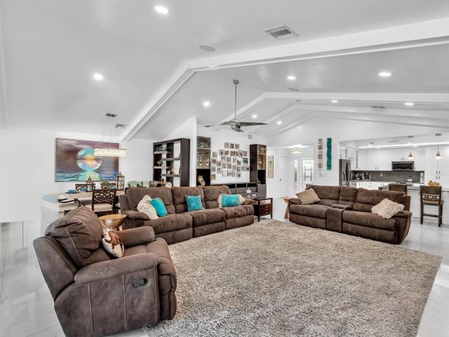 Home for sale at 20104 Back Nine Drive - photo 6865483